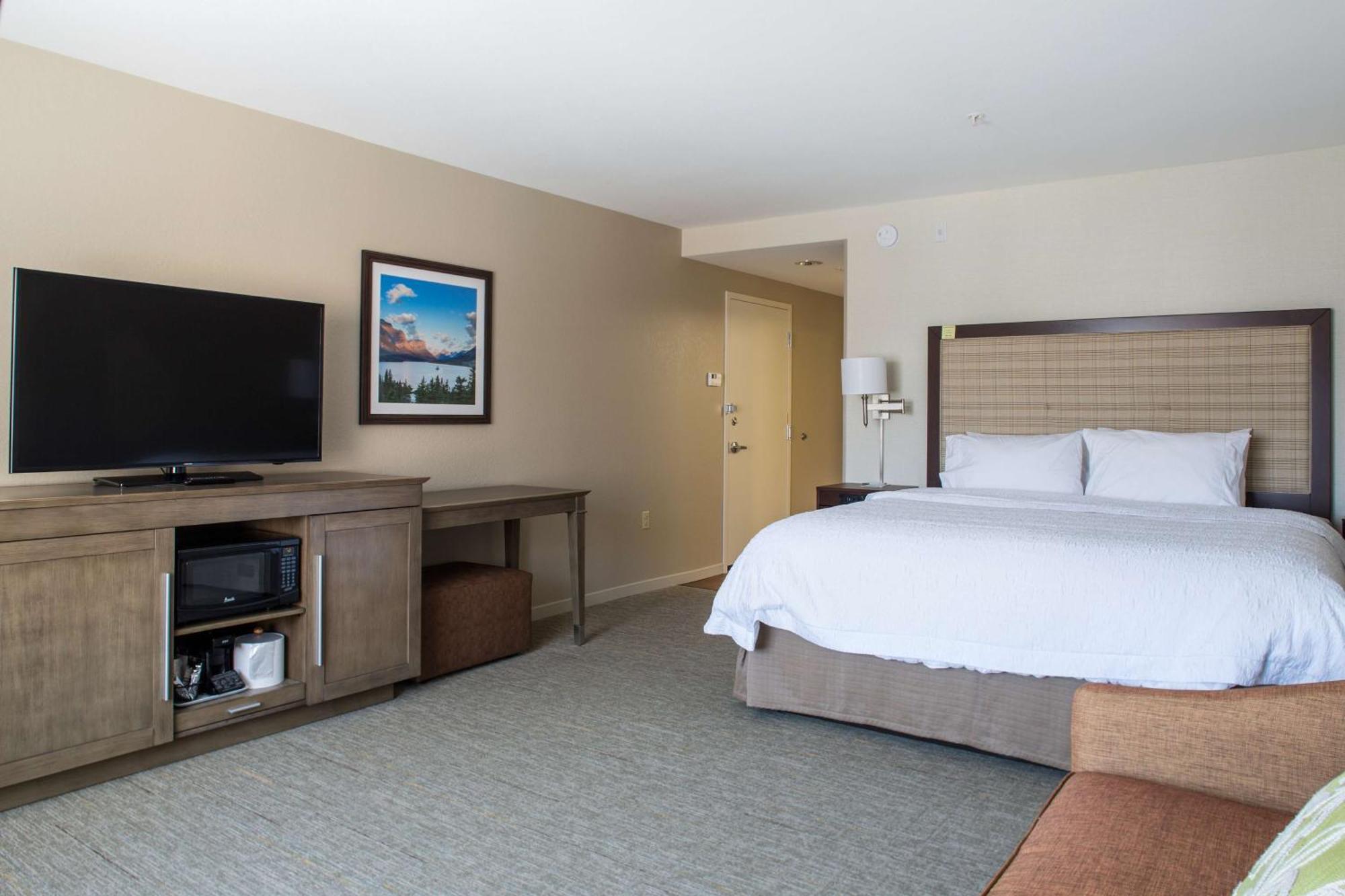 Hampton Inn & Suites Уайтфиш Екстериор снимка